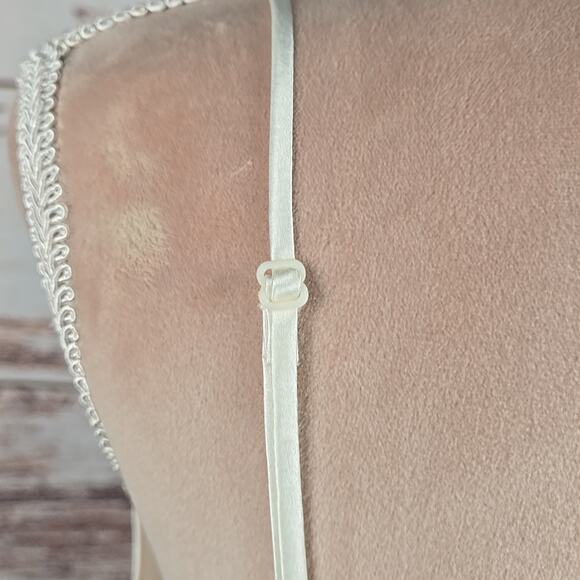 Vintage Victoria's Secret Gold Label Slip and Rob Set Cream Size Large - Picture 13 of 13